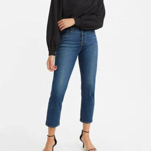 Levi’s Women's Size 28 Wedgie Straight Button Fly Jeans